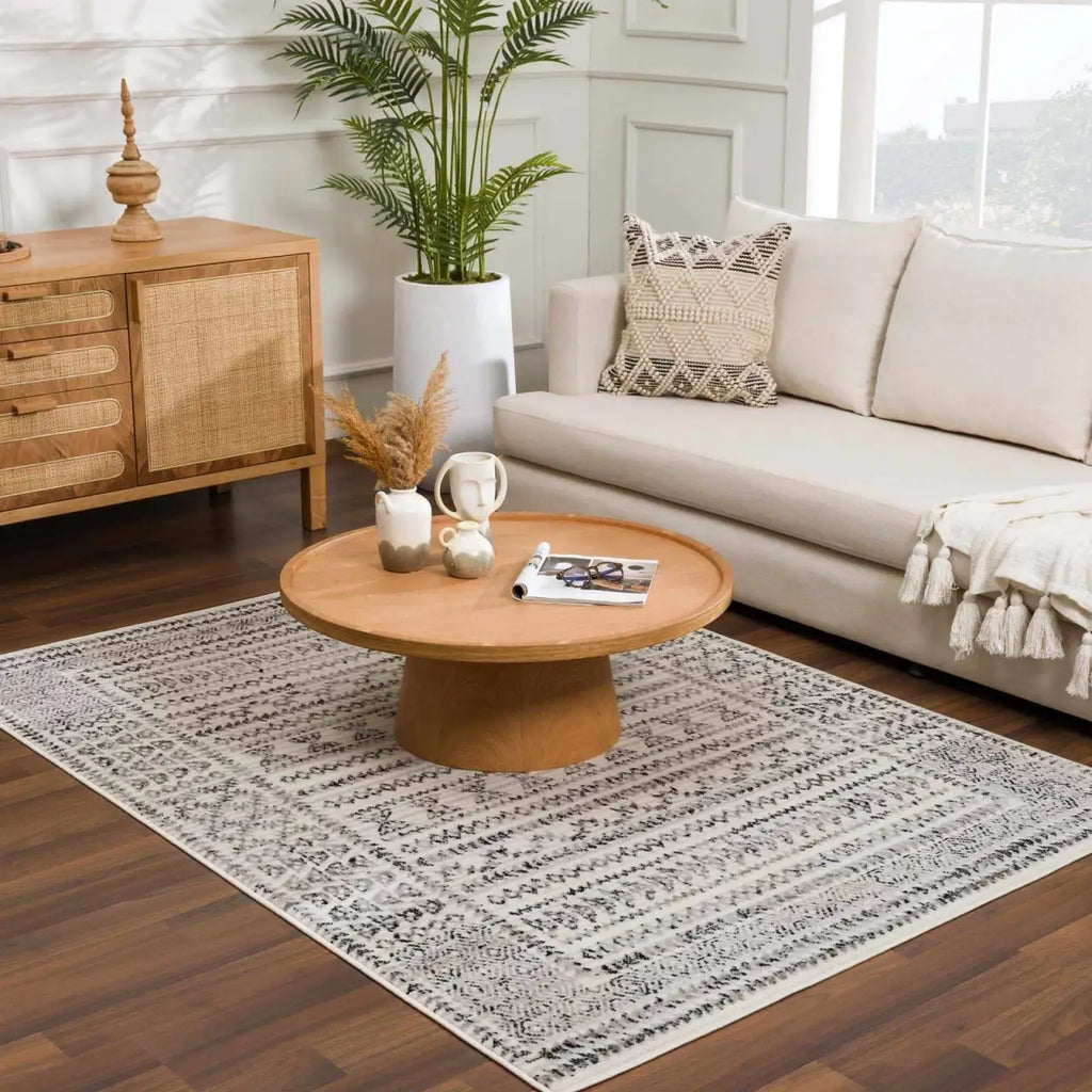 Transitional Bohemian Area Rug in Machine-Woven Polypropylene