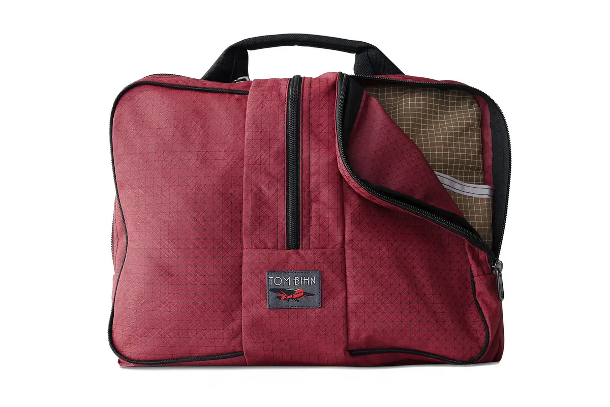 Travel Briefcase, Bordeaux 420 Spectron/Coyote 200