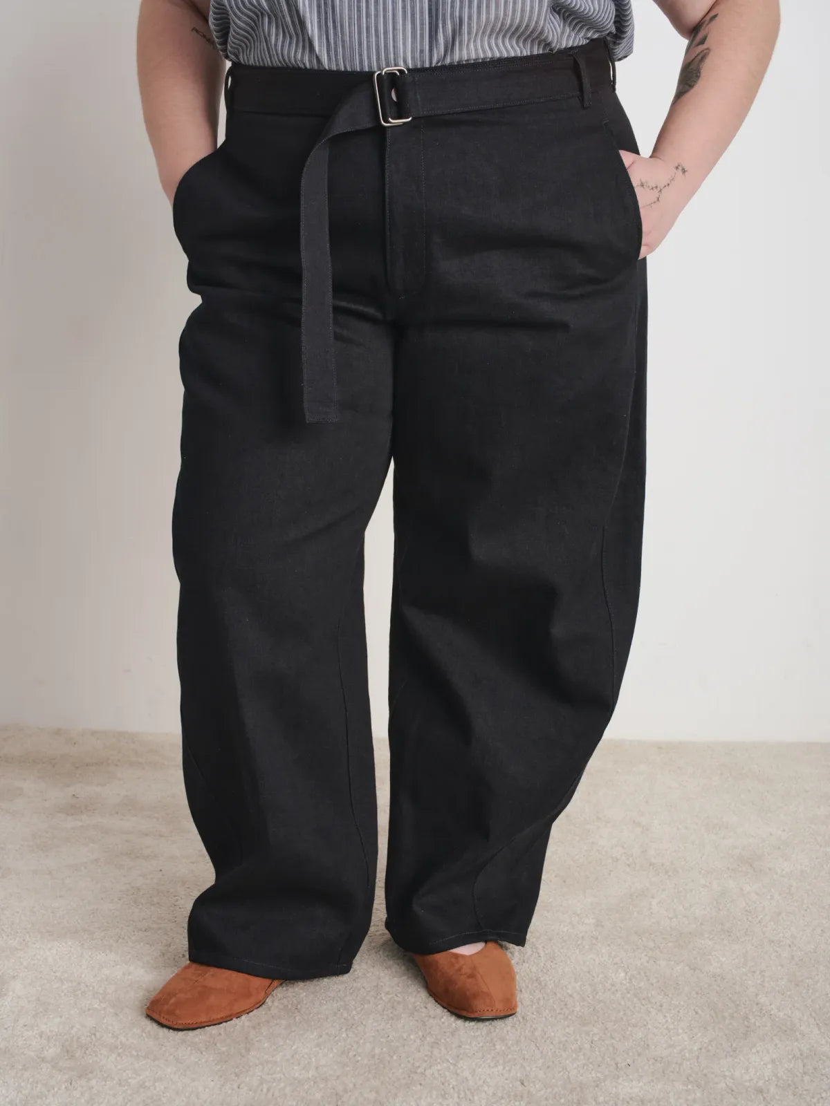 Trouser Sewing Pattern in PDF Format for a High Waist and Sculptural Leg Shape, Including Both Size Ranges