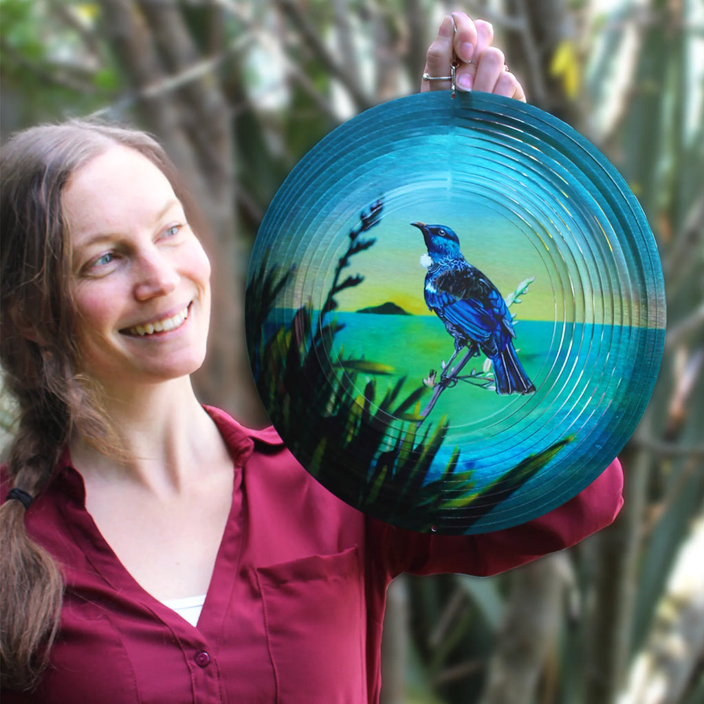 Tūī Bird Wind Spinner