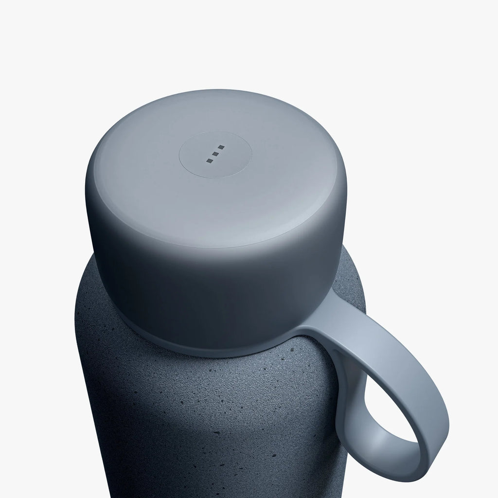UVC Purifying Stainless Steel Water Bottle with USB-C Charging, Vacuum Insulation and 500 mL or 750 mL Sizes