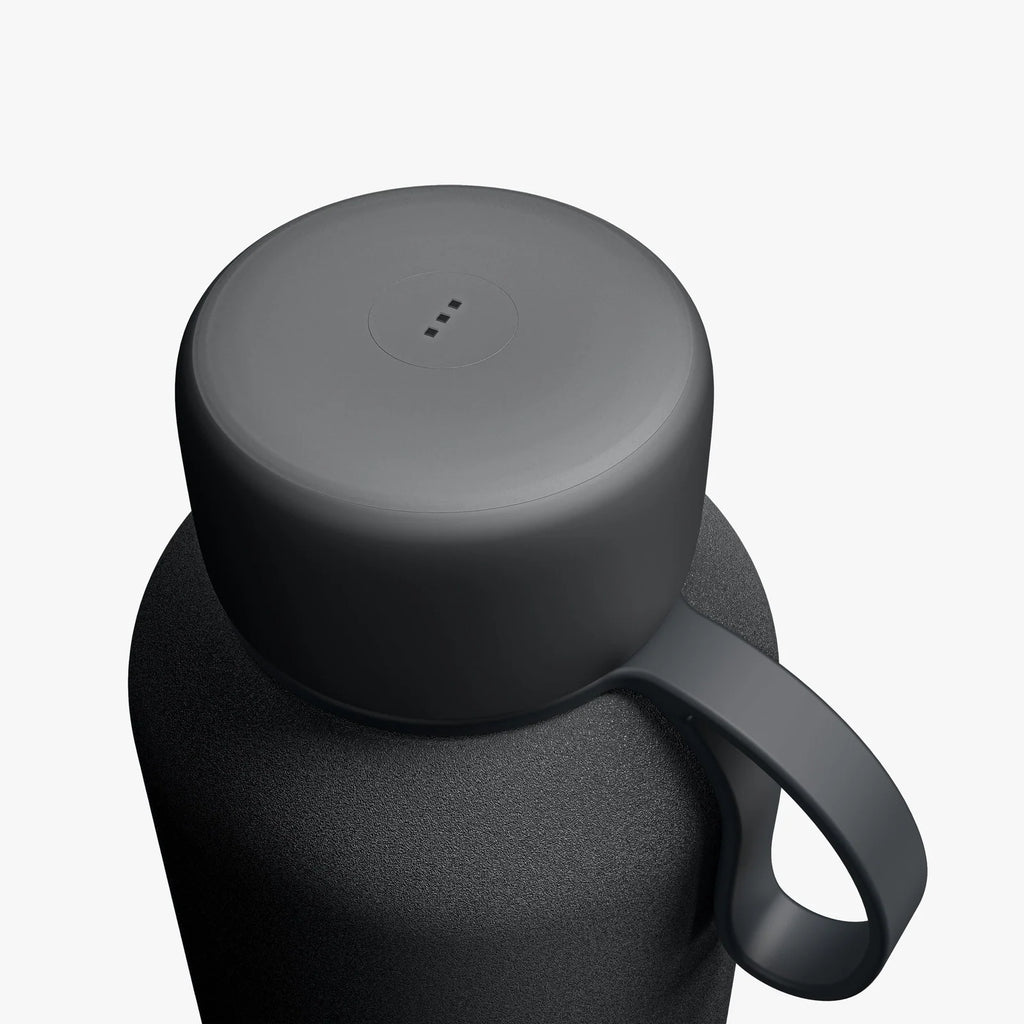 UVC Purifying Stainless Steel Water Bottle with USB-C Charging, Vacuum Insulation and 500 mL or 750 mL Sizes