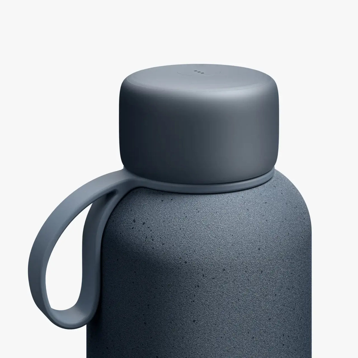 UVC Purifying Stainless Steel Water Bottle with USB-C Charging, Vacuum Insulation and 500 mL or 750 mL Sizes