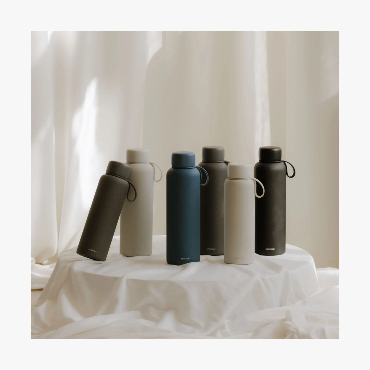 UVC Purifying Stainless Steel Water Bottle with USB-C Charging, Vacuum Insulation and 500 mL or 750 mL Sizes