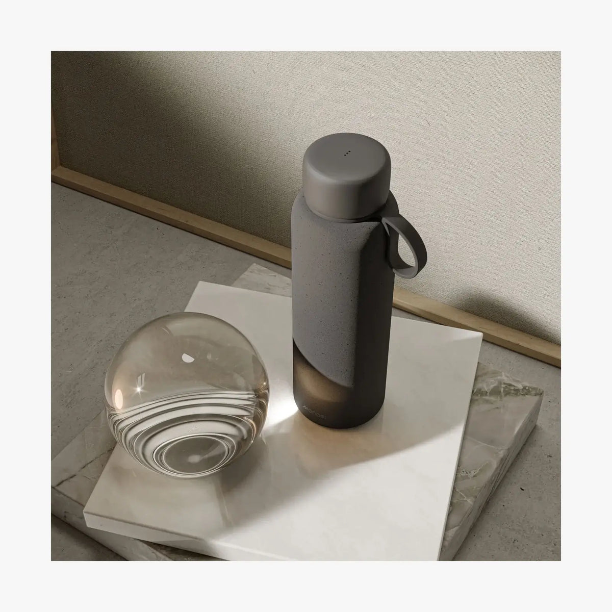 UVC Purifying Stainless Steel Water Bottle with USB-C Charging, Vacuum Insulation and 500 mL or 750 mL Sizes