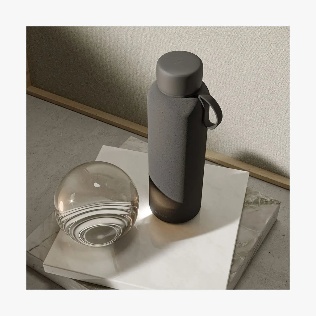UVC Purifying Stainless Steel Water Bottle with USB-C Charging, Vacuum Insulation and 500 mL or 750 mL Sizes