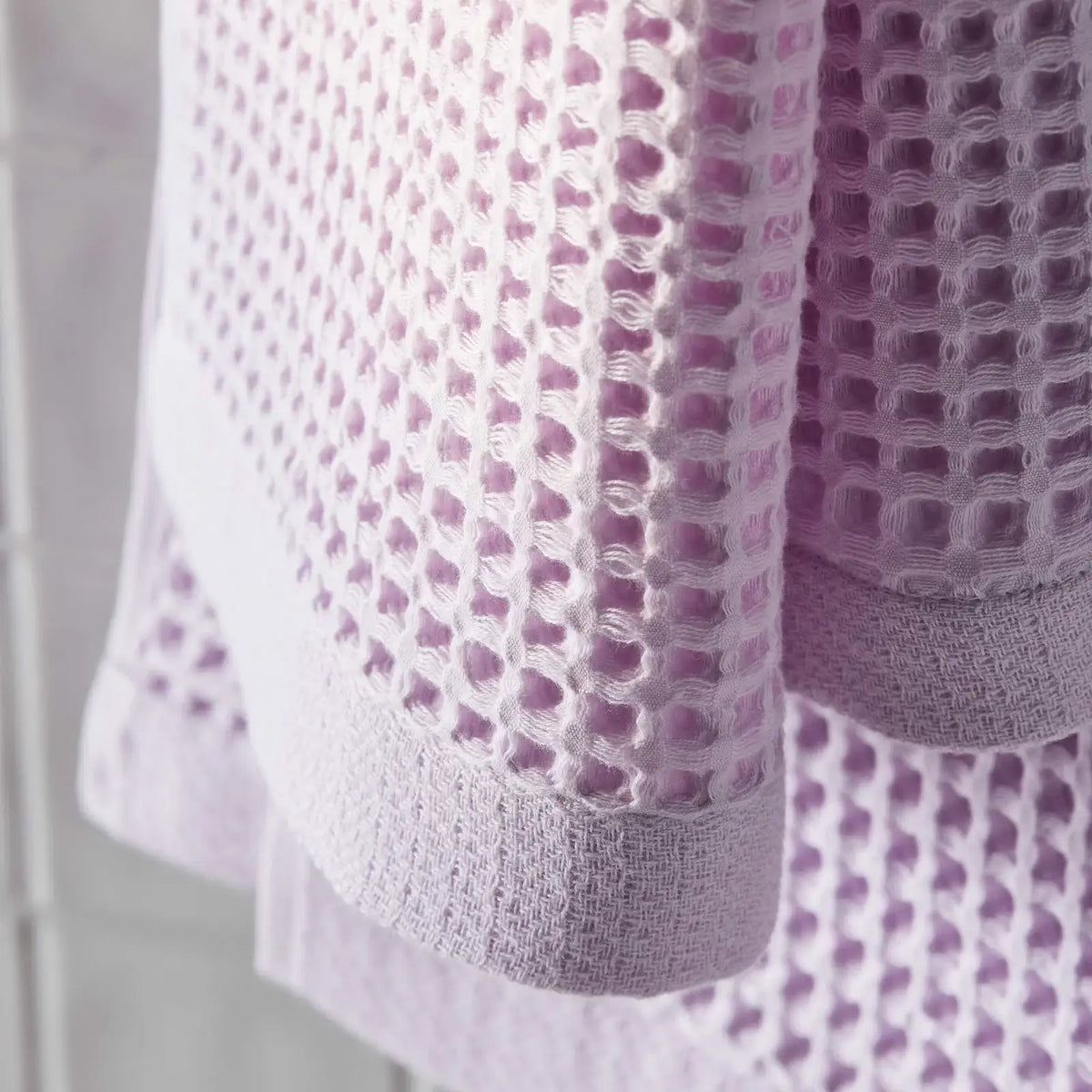 Waffle Bath Towels Set of 2 in 100% Long-Staple Turkish Cotton,