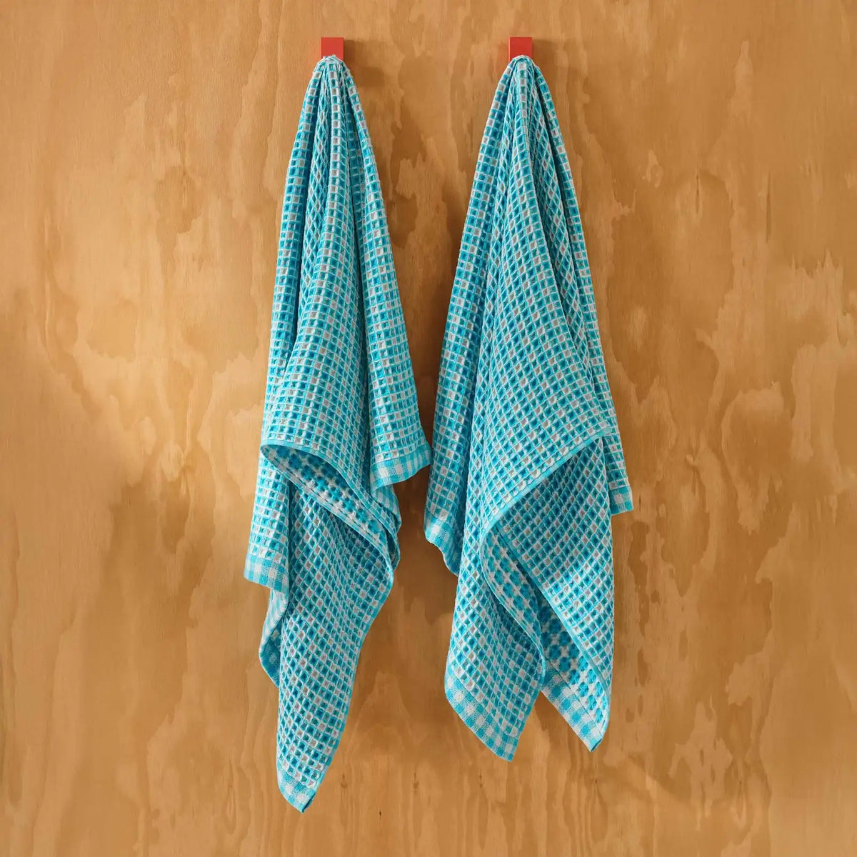 Waffle Bath Towels Set of 2 in 100% Long-Staple Turkish Cotton,