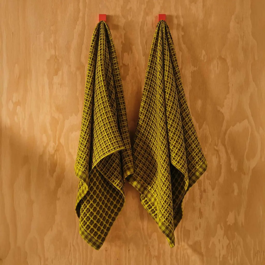 Waffle Bath Towels Set of 2 in 100% Long-Staple Turkish Cotton,