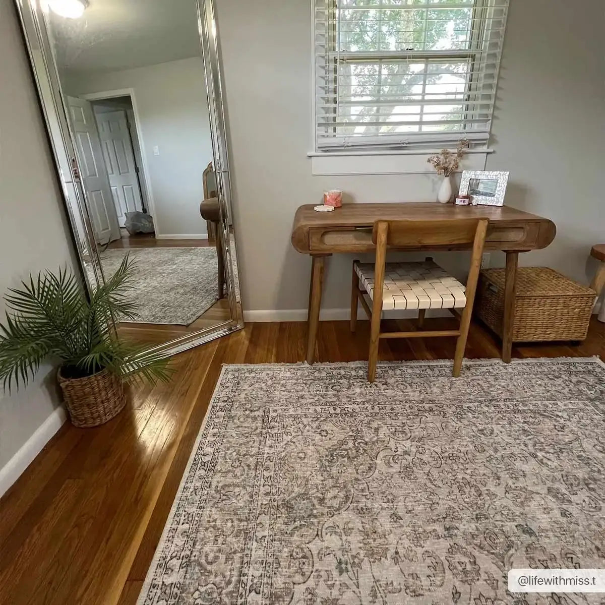 Washable Cream Area Rug with Traditional Pattern, Low Profile and Rectangle, Square or Runner Sizes