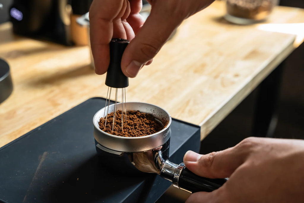 WDT Espresso Distribution Tool with Stand, 9 Needles, Dual Needle Sizes and Magnetic Mounting Points