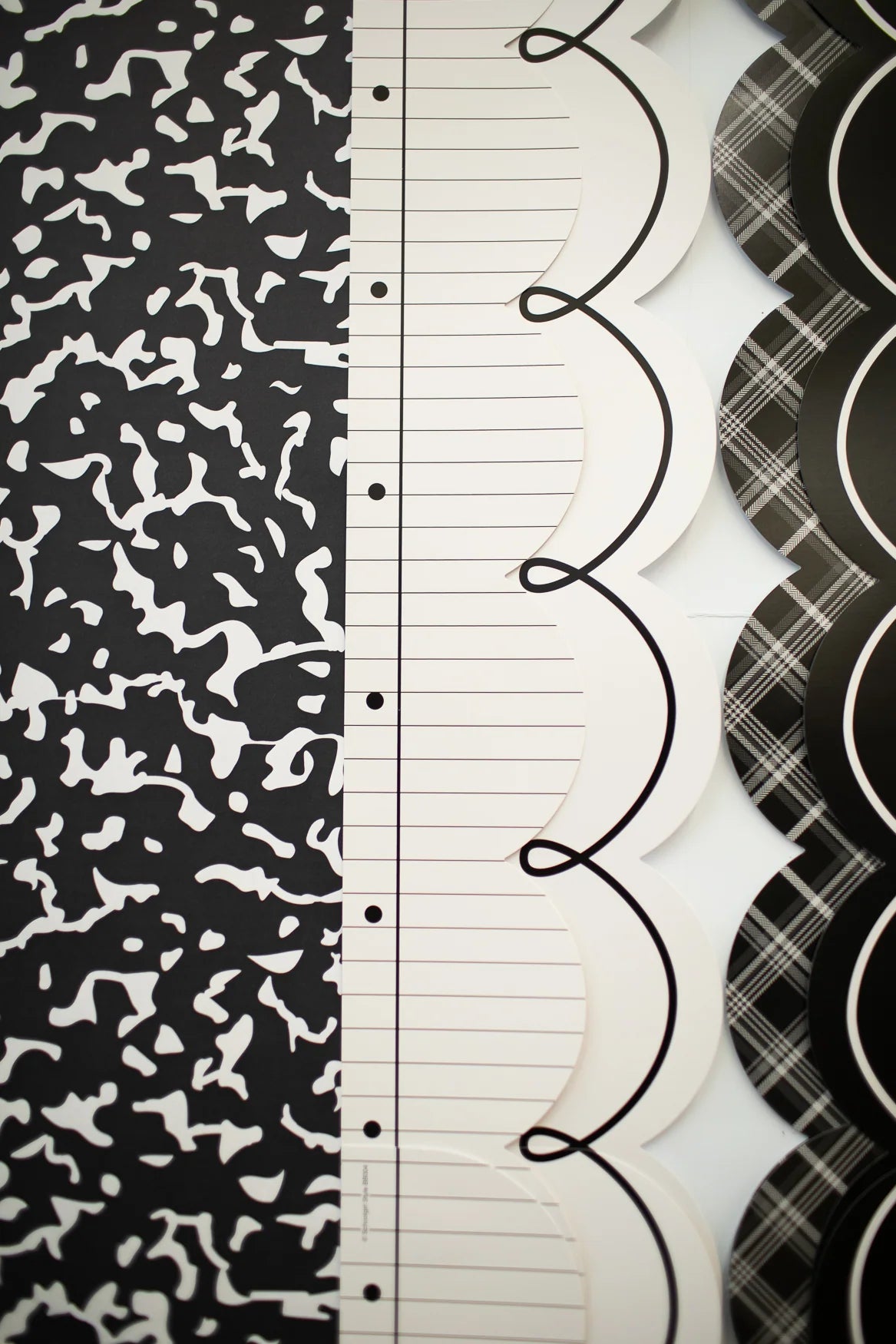 White Bulletin Board Border with Black Looping Bows, 21 Gloss-Finish Strips for Classroom Displays