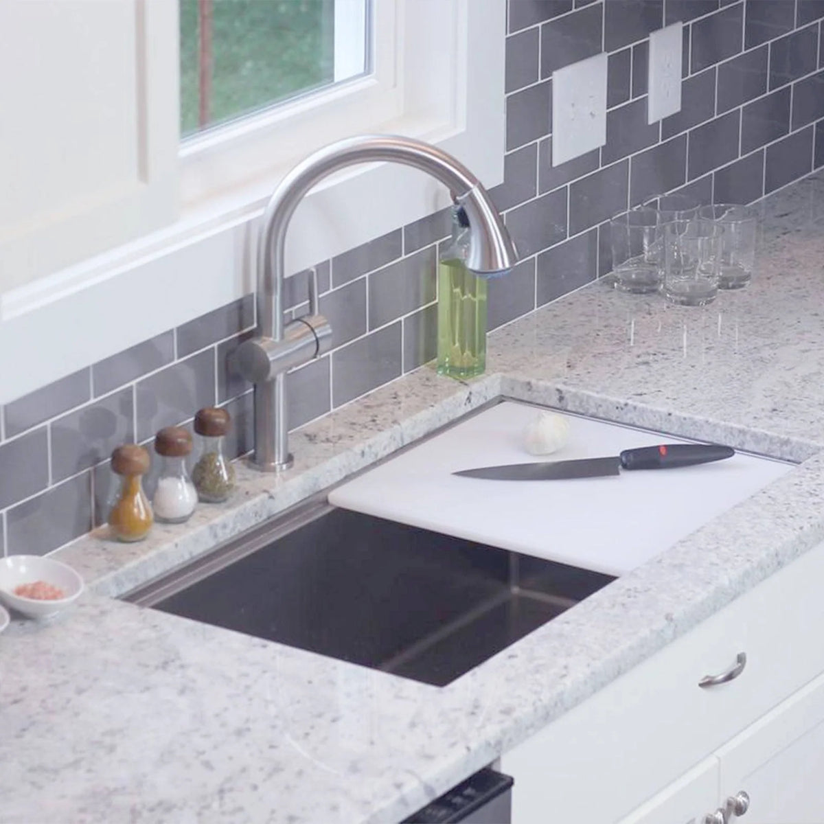 White Cutting Board