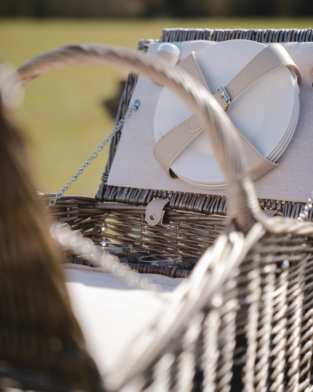 Willow Picnic Basket