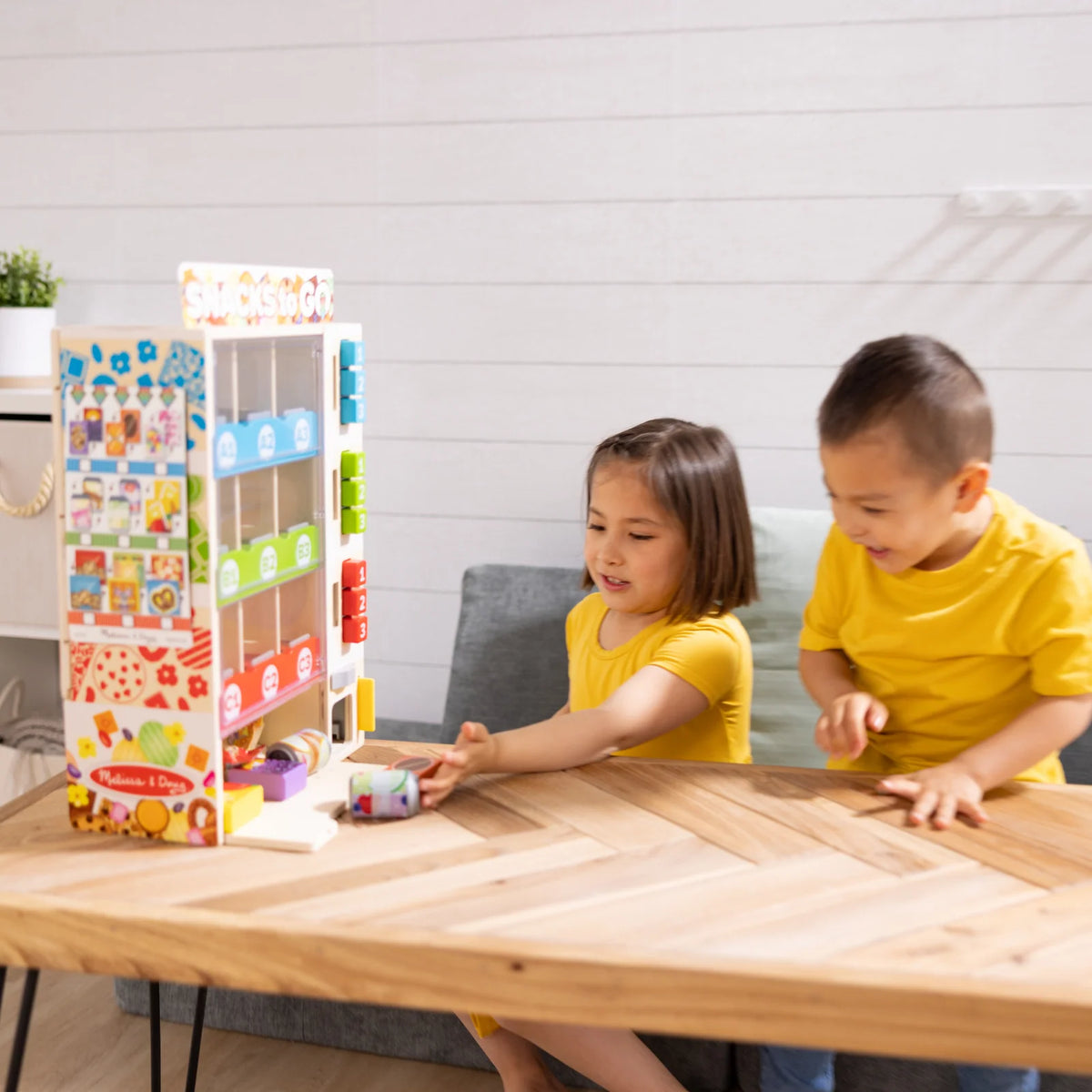 Wooden Vending Machine Pretend Play Set with Play Snacks, Coins, Bank Card and Sorting Activities