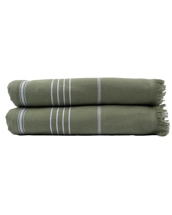 XL Bath Towel Set in Hedge Green, 2 Bath Towels and 2 Hand Towels with Fringe Edges · Hedge Green color